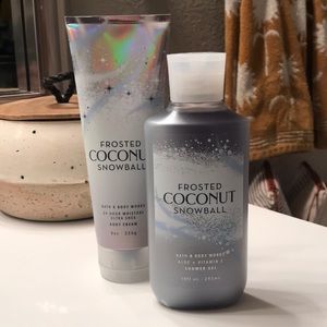 Bath & Body Works Frosted Coconut Set